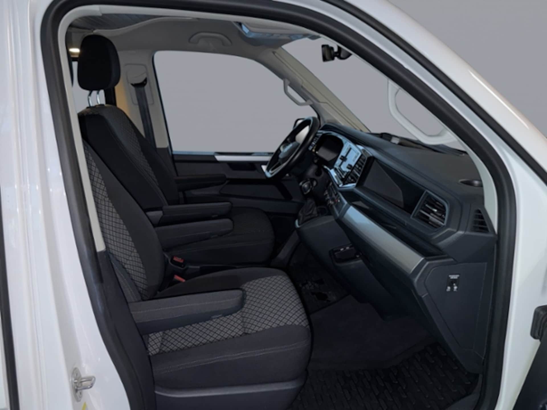 Volkswagen T6.1 California Beach
