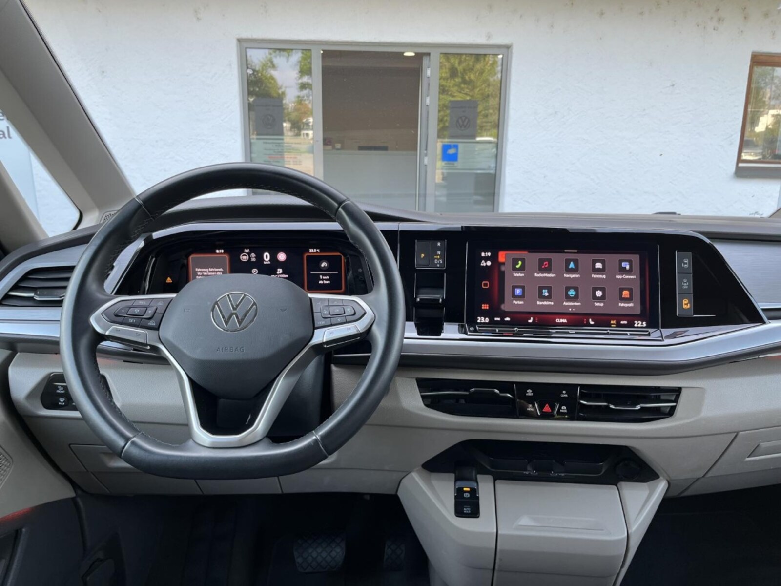 Volkswagen Multivan Langversion – Bild 14