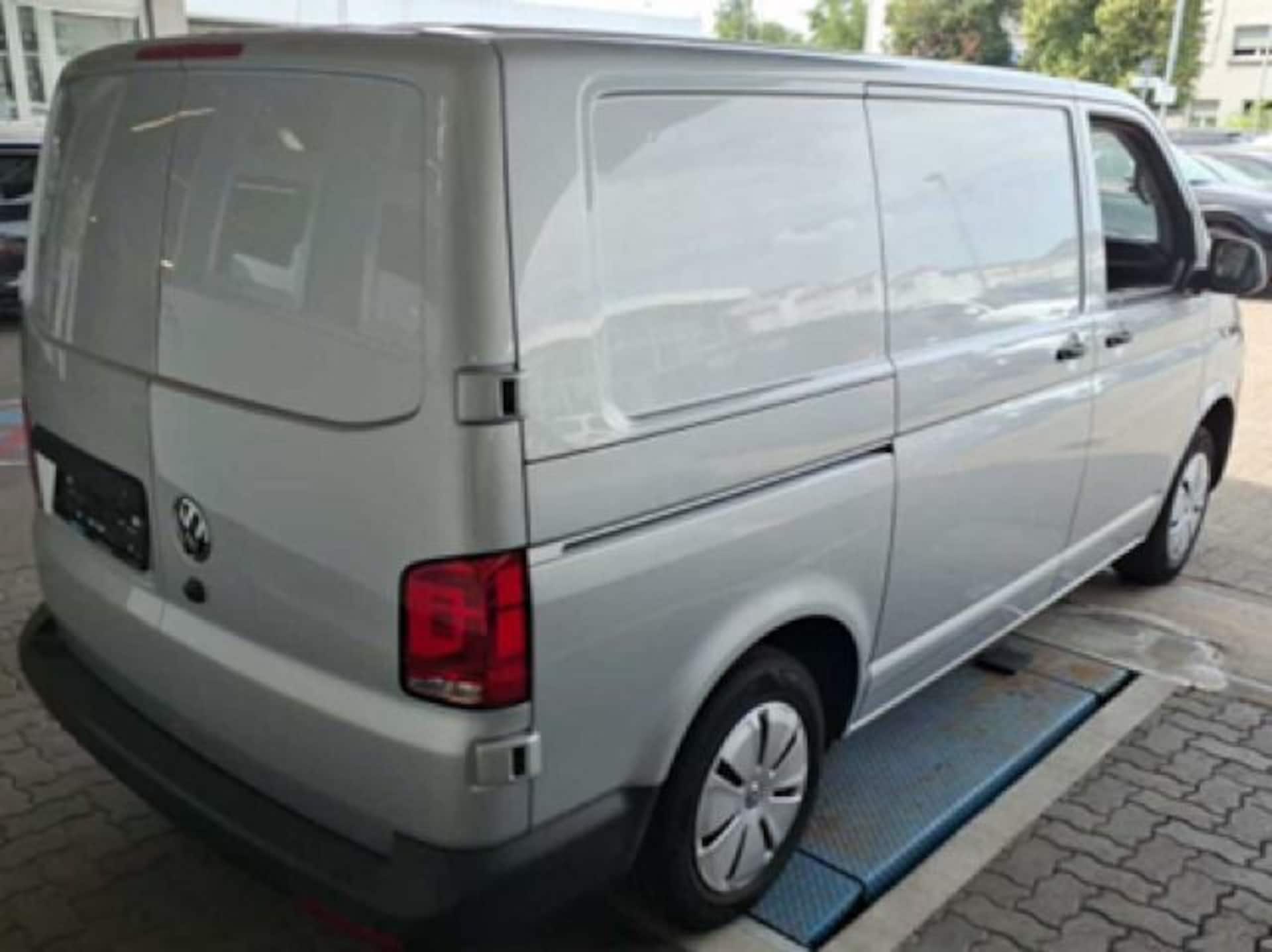 Volkswagen T6.1 Transporter Kasten kurzer Radstand