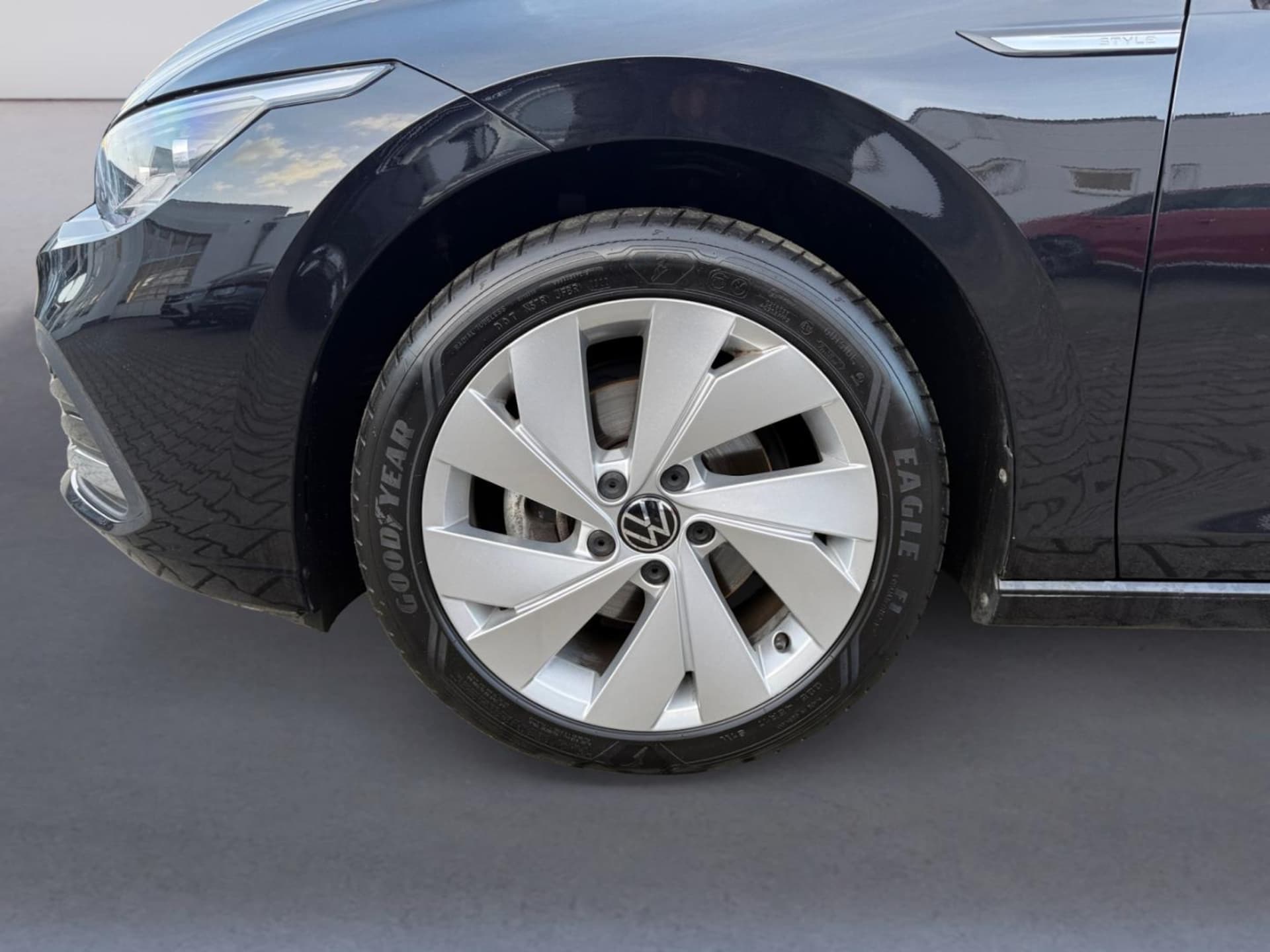 Volkswagen Golf Variant Style