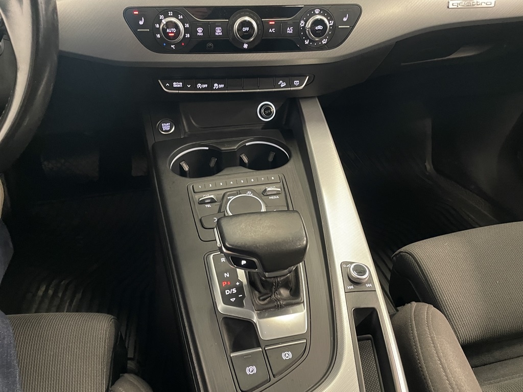 Bild som visar Audi A4 allroad quattro A4 allroad 2.0 TDI quattro 190 hk S tronic - för mer information kontakta din Audi Partner