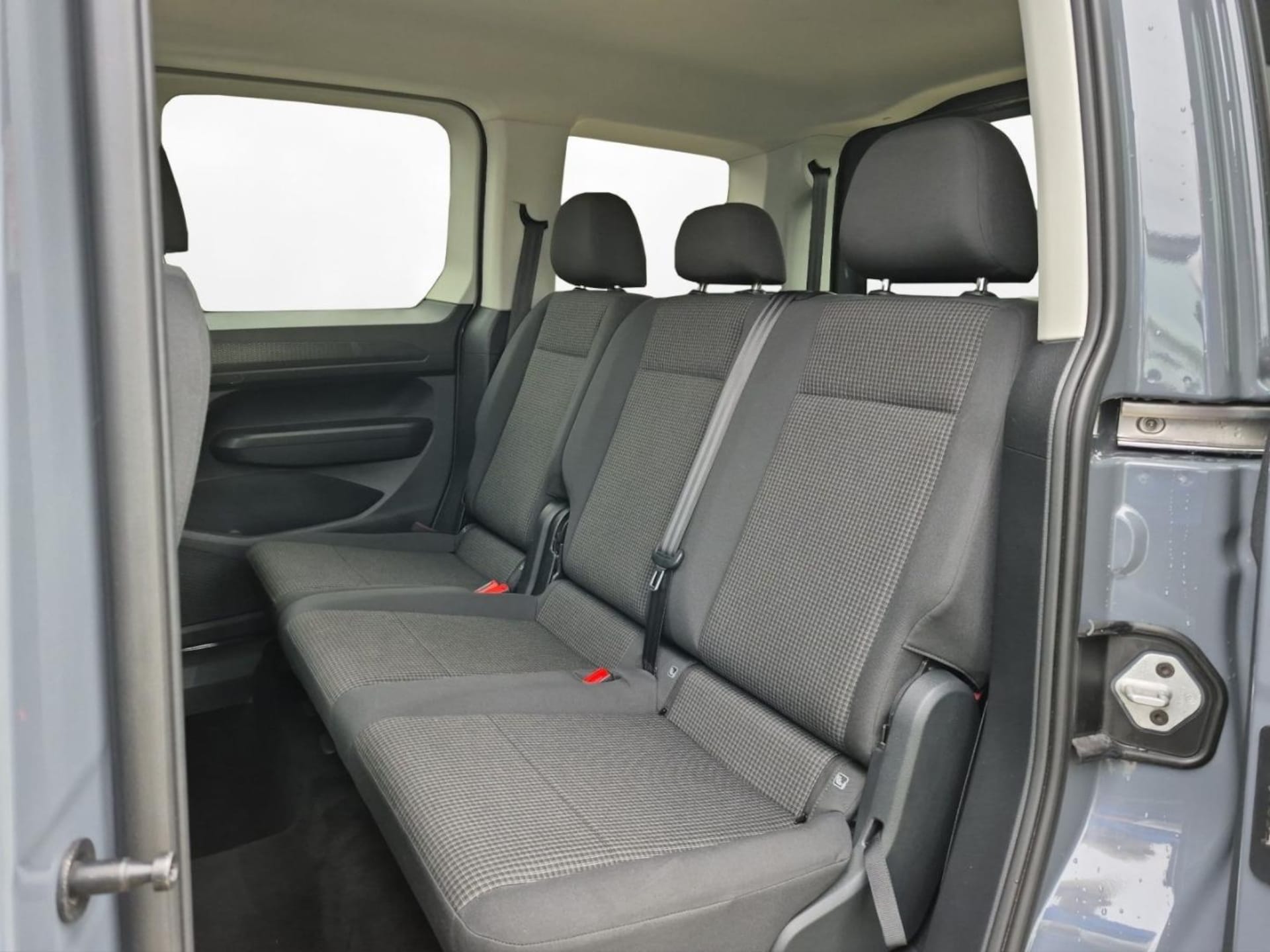 Volkswagen Caddy Basis-Modell