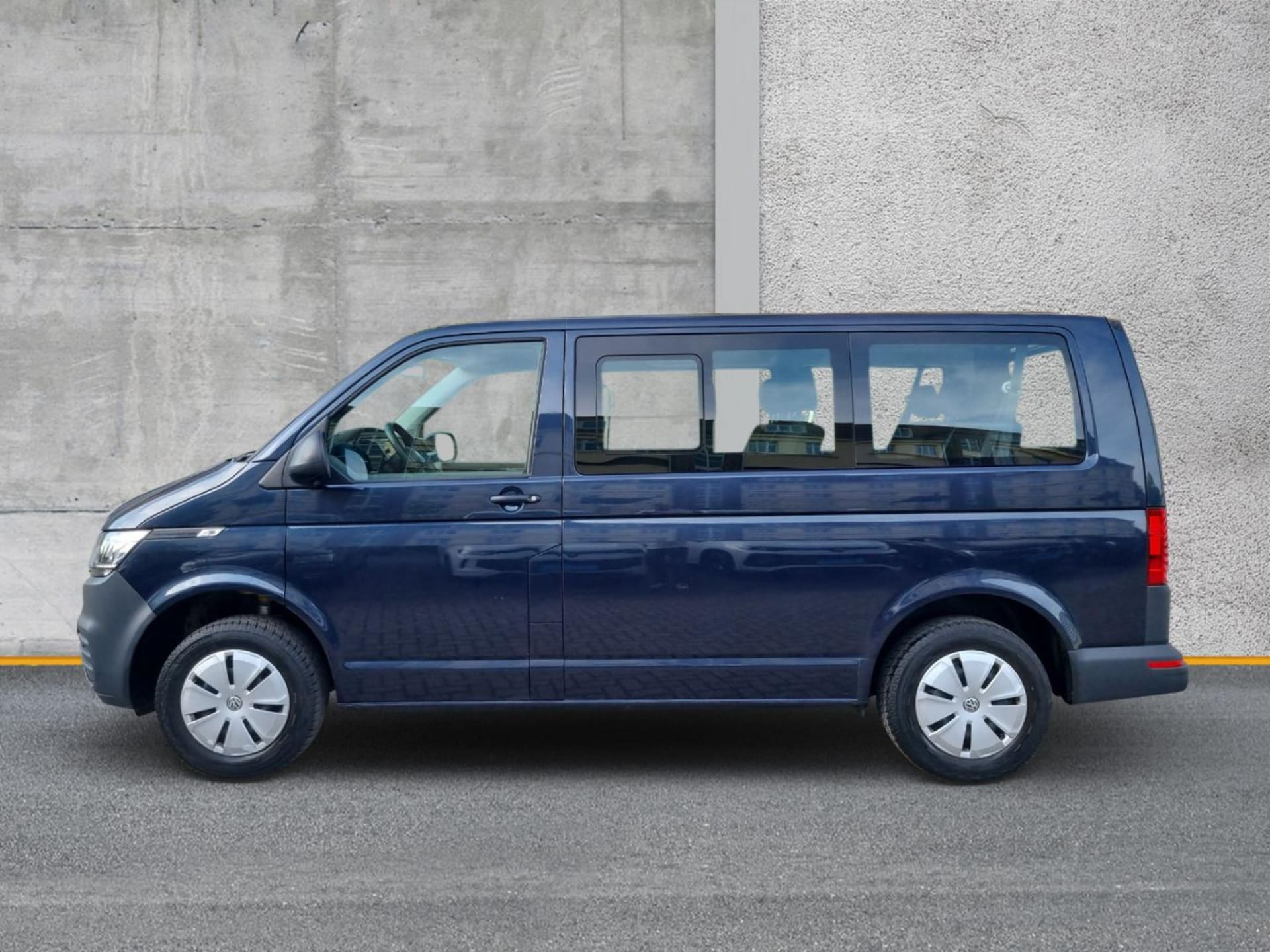 Volkswagen T6.1 Transporter Kombi kurzer Radstand