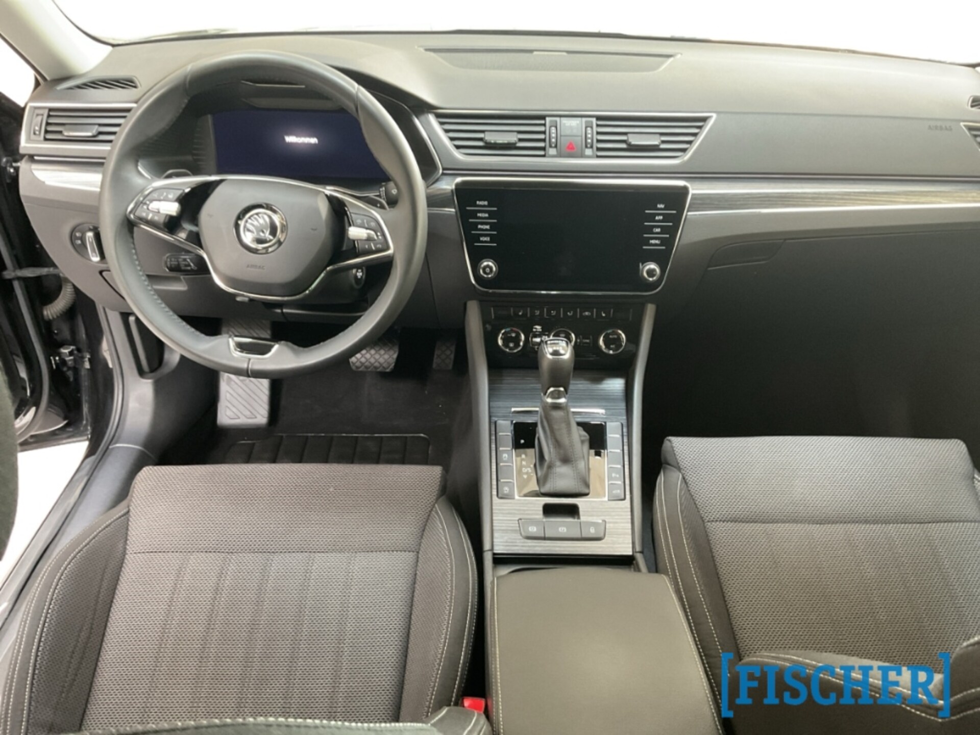 Skoda Superb Combi Style