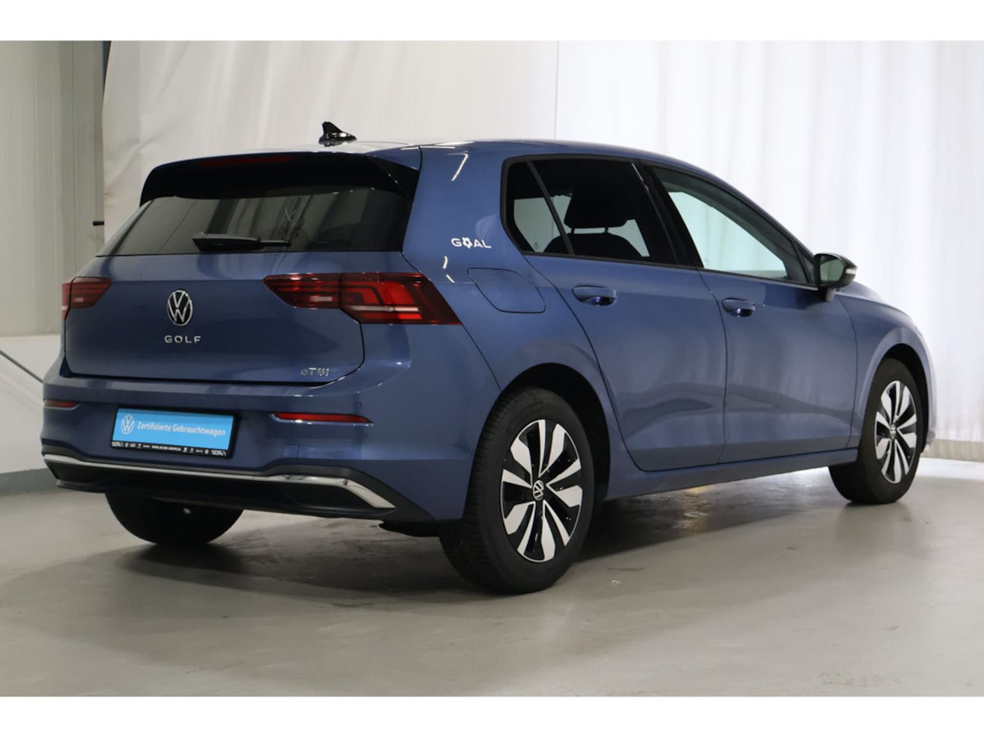 Volkswagen Golf Life