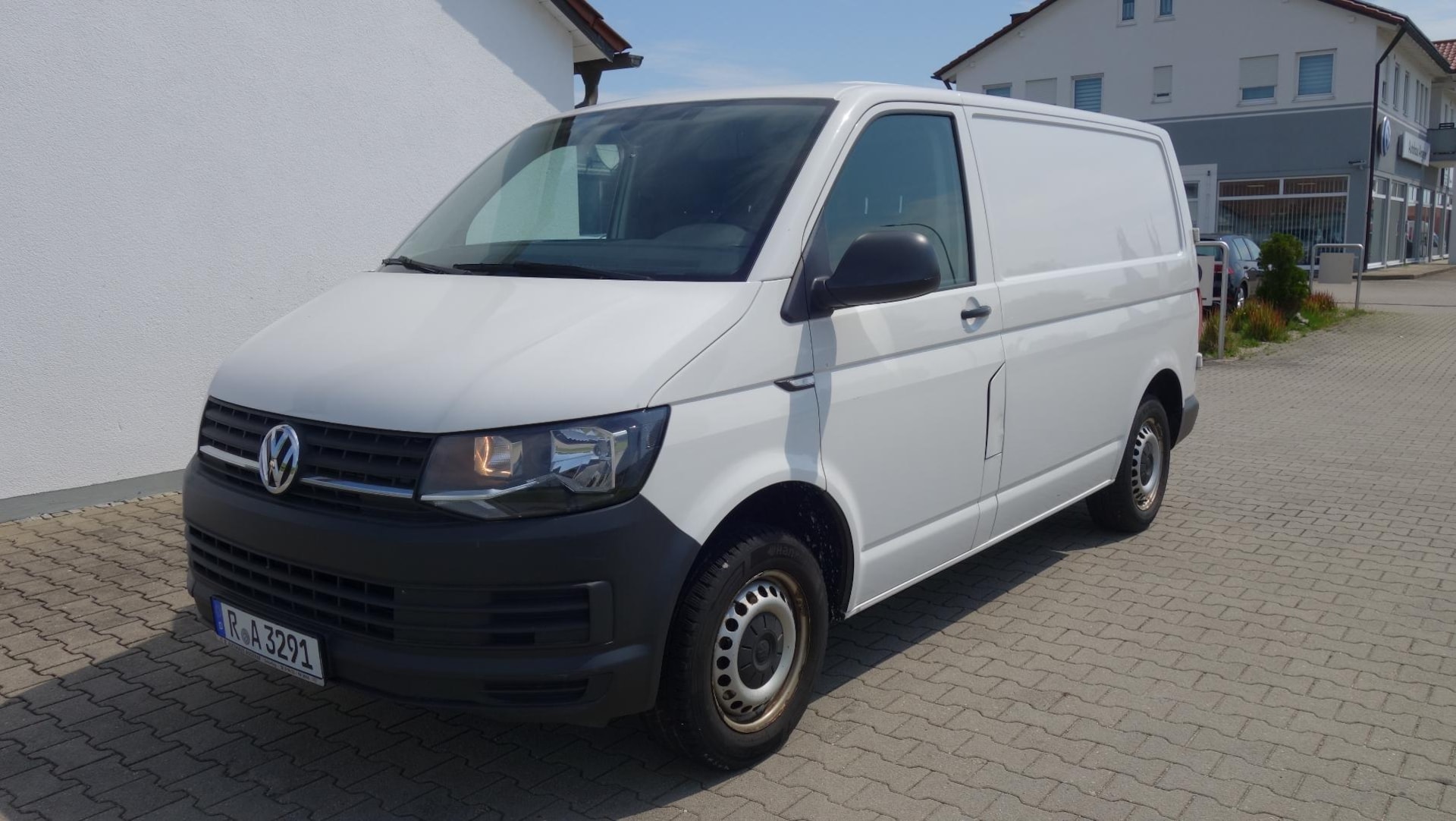 Volkswagen T6 Transporter Kasten kurzer Radstand