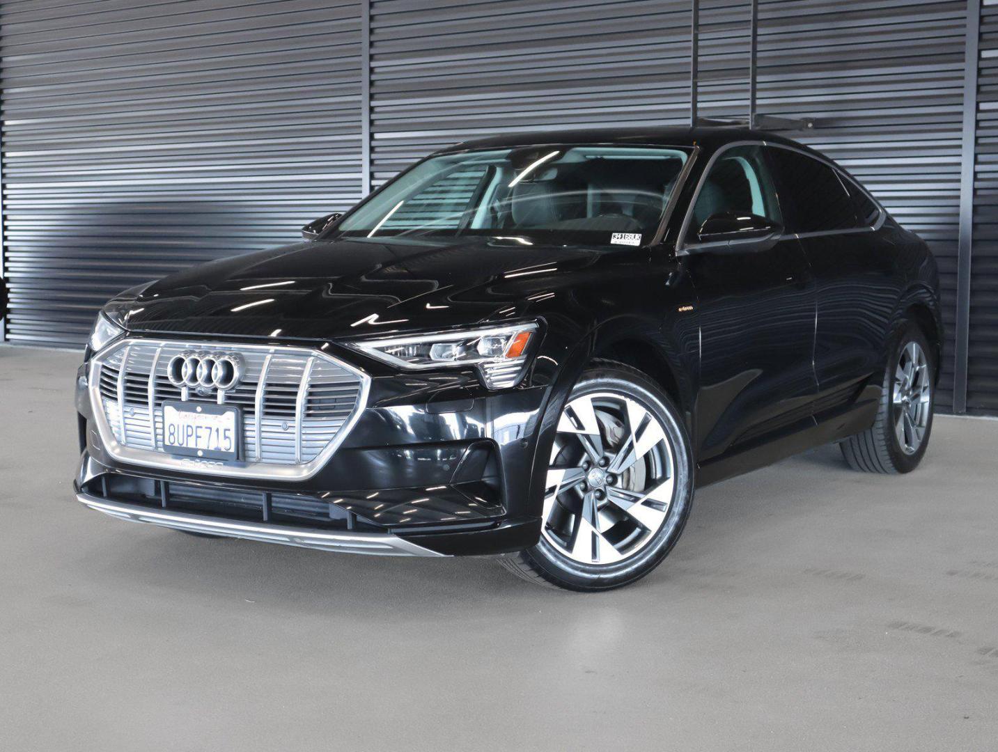 2020 Audi e-tron Sportback 95 kWh Premium Plus's photo