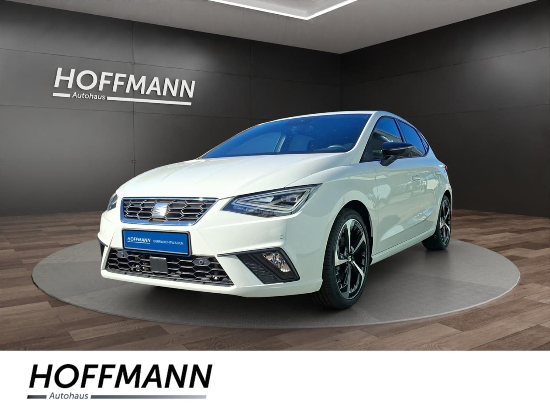 Seat Ibiza 2023 — Ibiza 1.5TSI FR DSG LED+DAB+Bluetooth+Navi+ACC