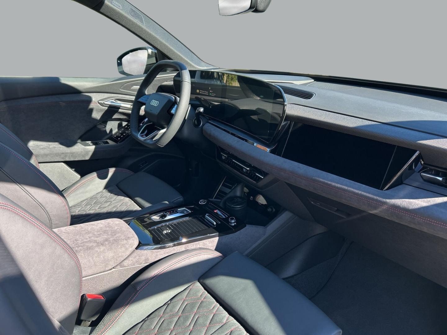 Bild über Audi Q6 SUV e-tron e-tron performance - für weitere Informationen kontaktieren Sie den Audi Partner
