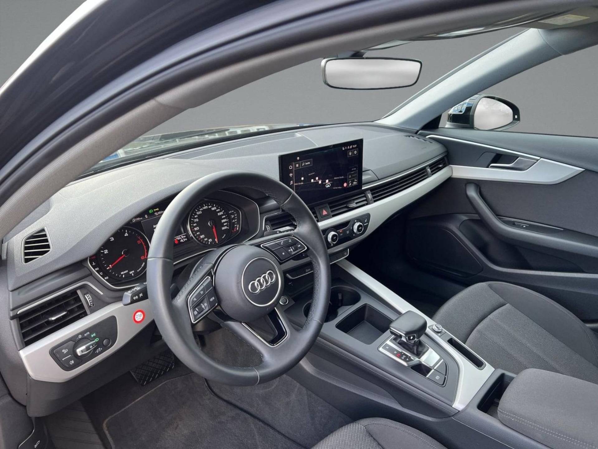Audi A4 Avant Advanced