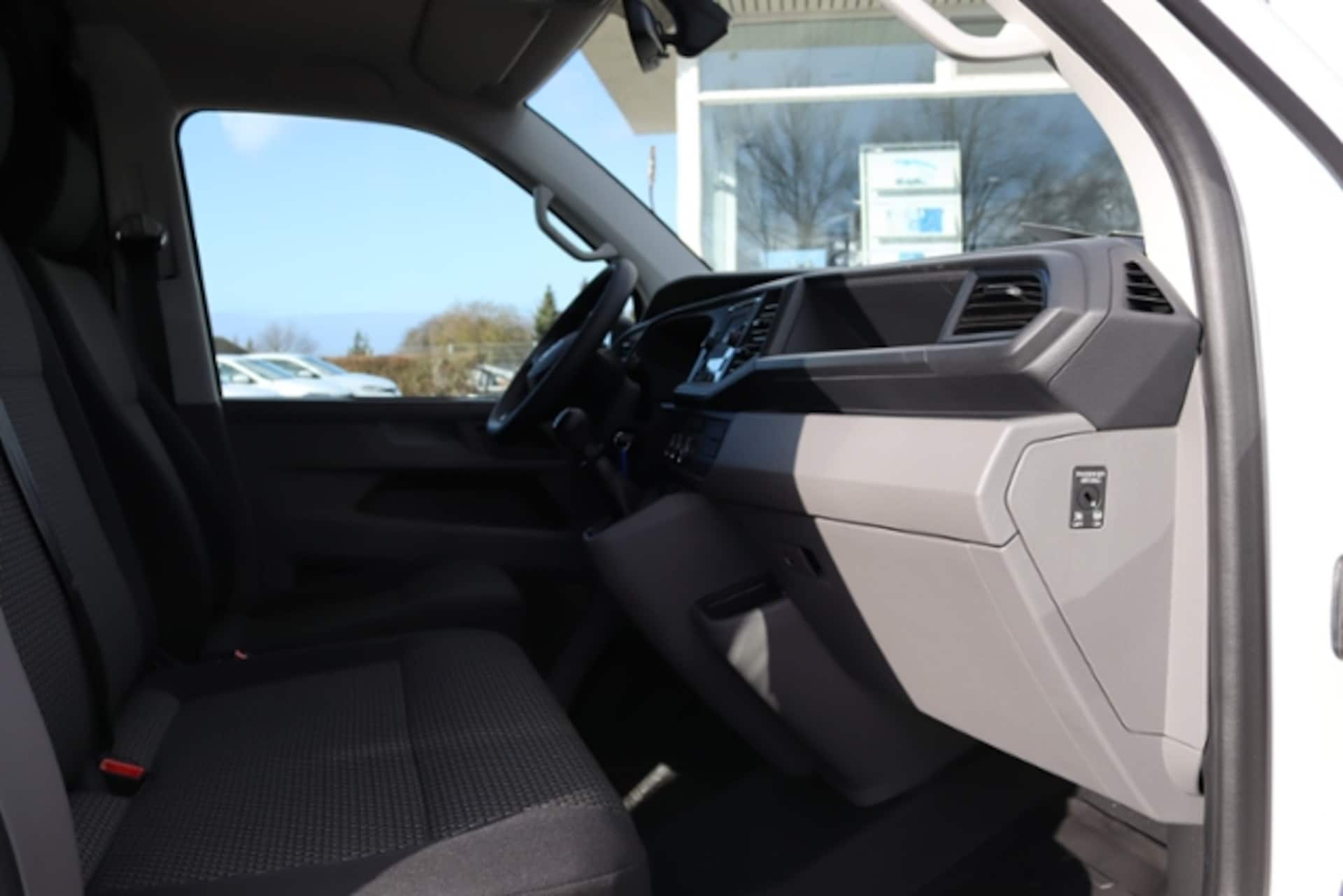 Volkswagen T6.1 Transporter Kasten kurzer Radstand