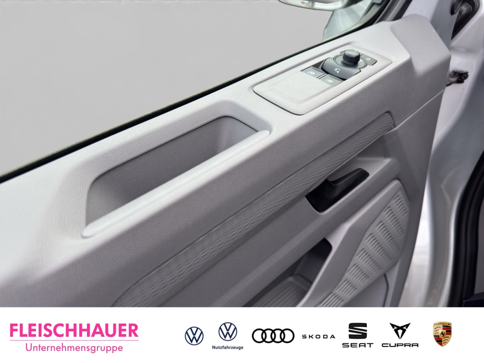 Volkswagen Transporter Kasten kurzer Radstand – Bild 7