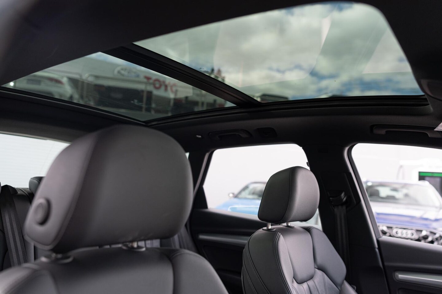 Image about Audi Q5 Sport 40 TDI quattro S tronic