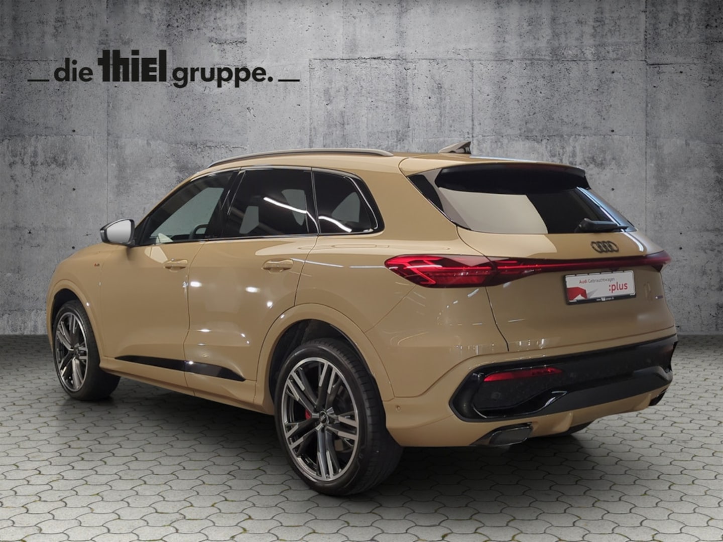Bild über Audi Q5 SUV TFSI quattro 150 kW S tronic - für weitere Informationen kontaktieren Sie den Audi Partner
