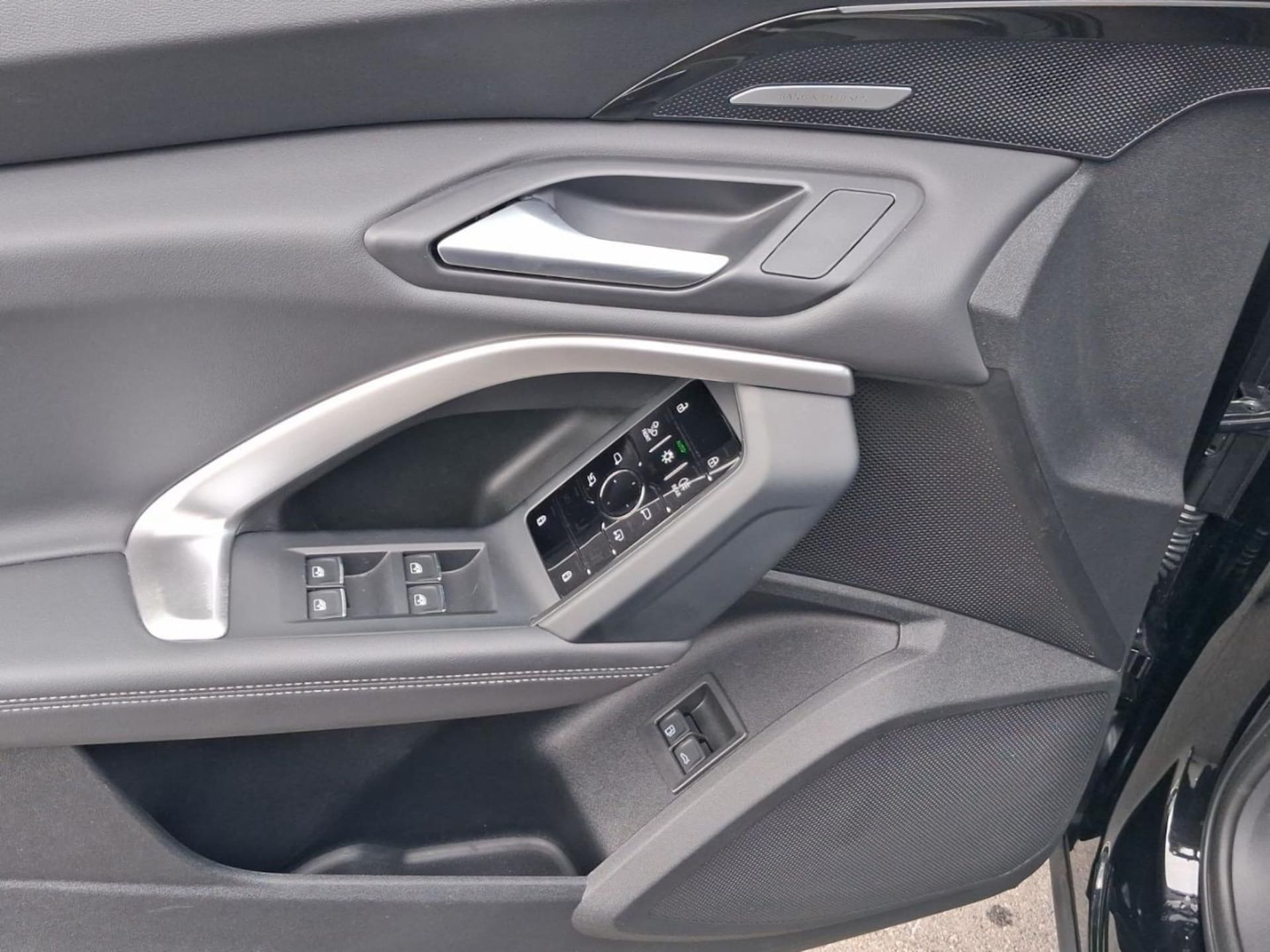 Audi Q5 SUV e-hybrid