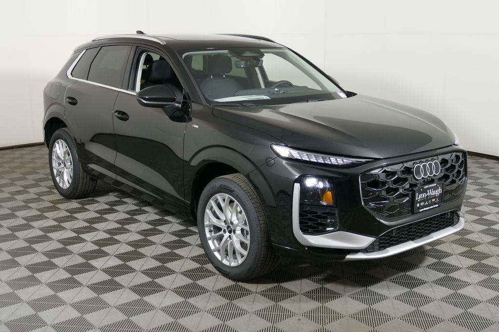 2026 Audi Q3 S line quattro's photo