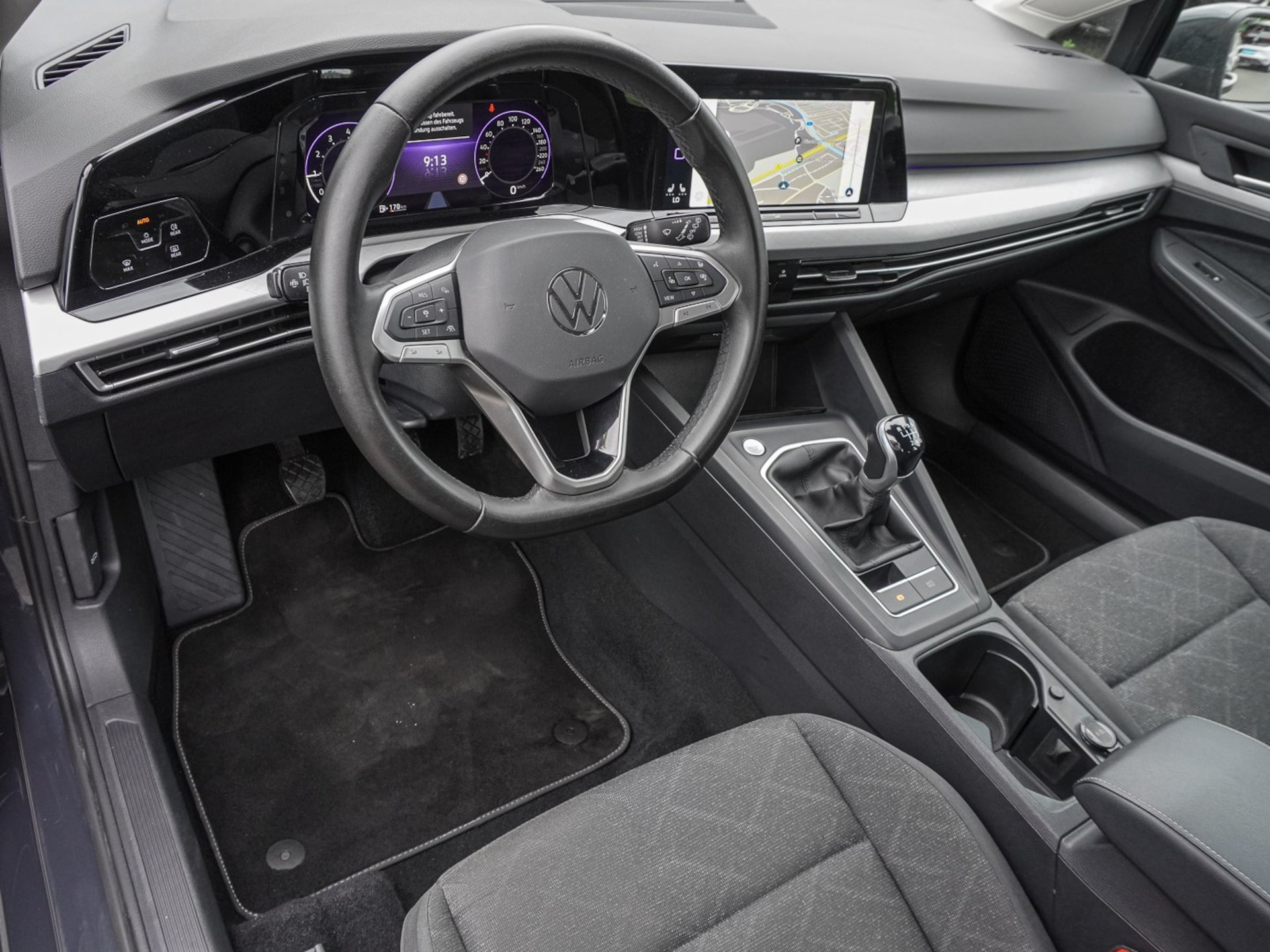 Volkswagen Golf Variant Life