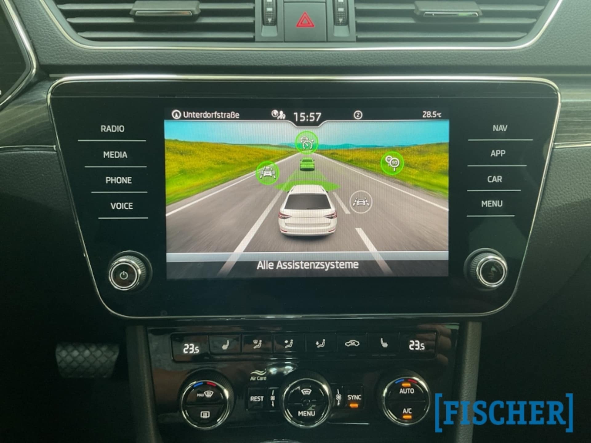 Skoda Superb Combi Style