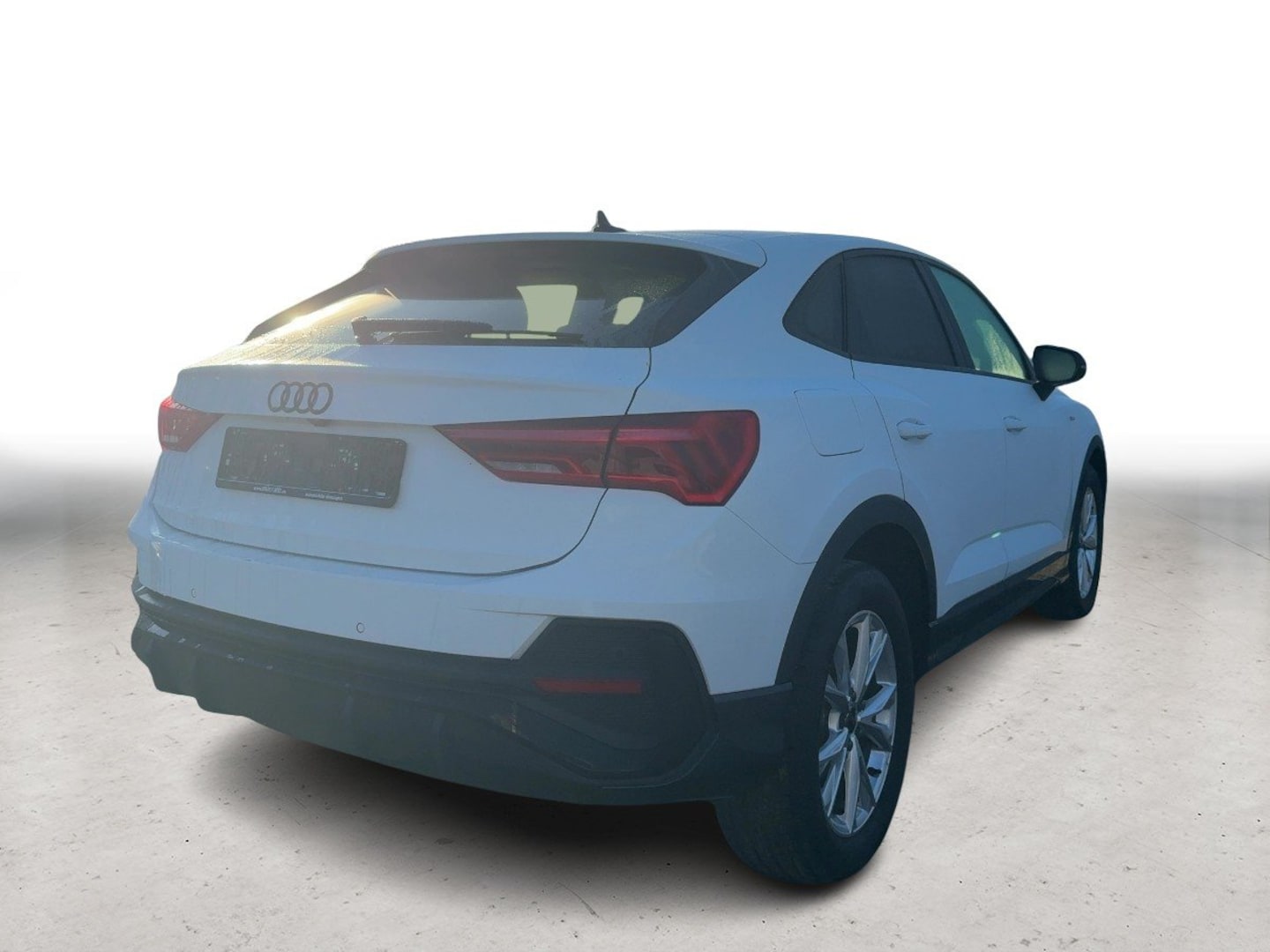 Bild über Audi Q3 Sportback S line 35 TFSI S tronic - für weitere Informationen kontaktieren Sie den Audi Partner
