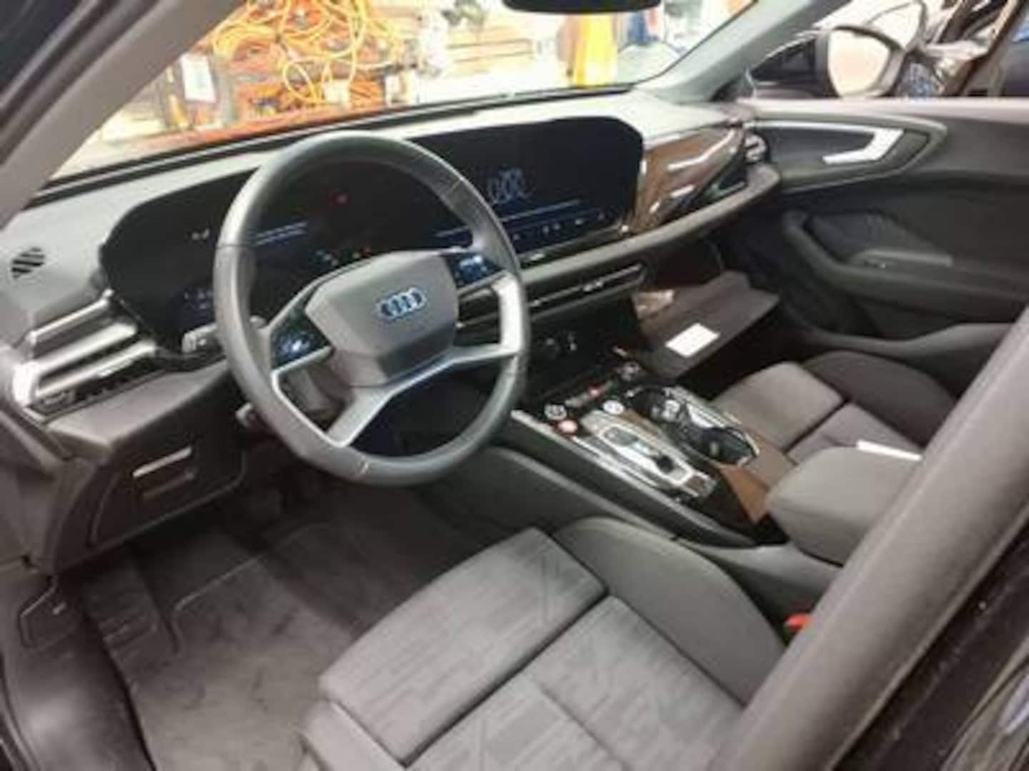 Bild über Audi A5 Avant e-hybrid e-hybrid quattro 220 kW S tronic - für weitere Informationen kontaktieren Sie den Audi Partner