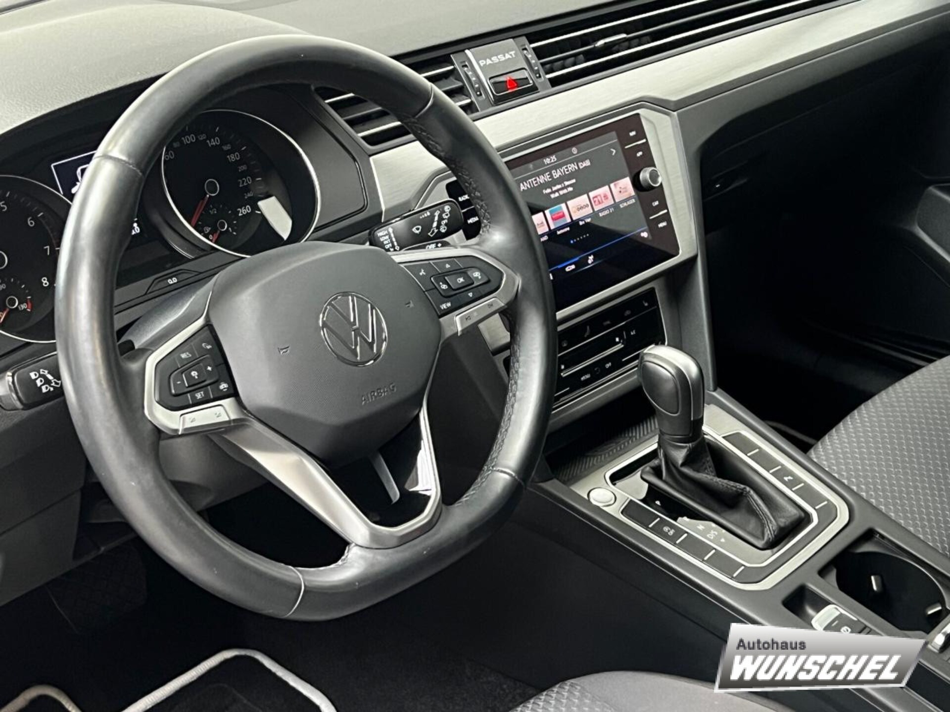 Volkswagen Passat Variant Basis-Modell