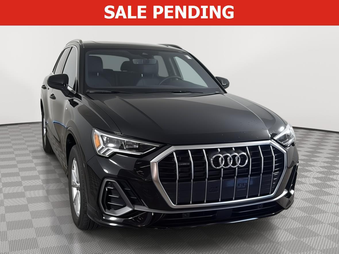 2025 Audi Q3 45 TFSI S Line Premium quattro's photo