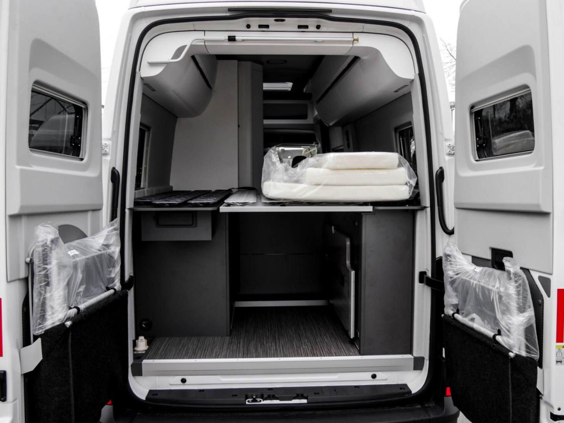 Volkswagen Grand California 680