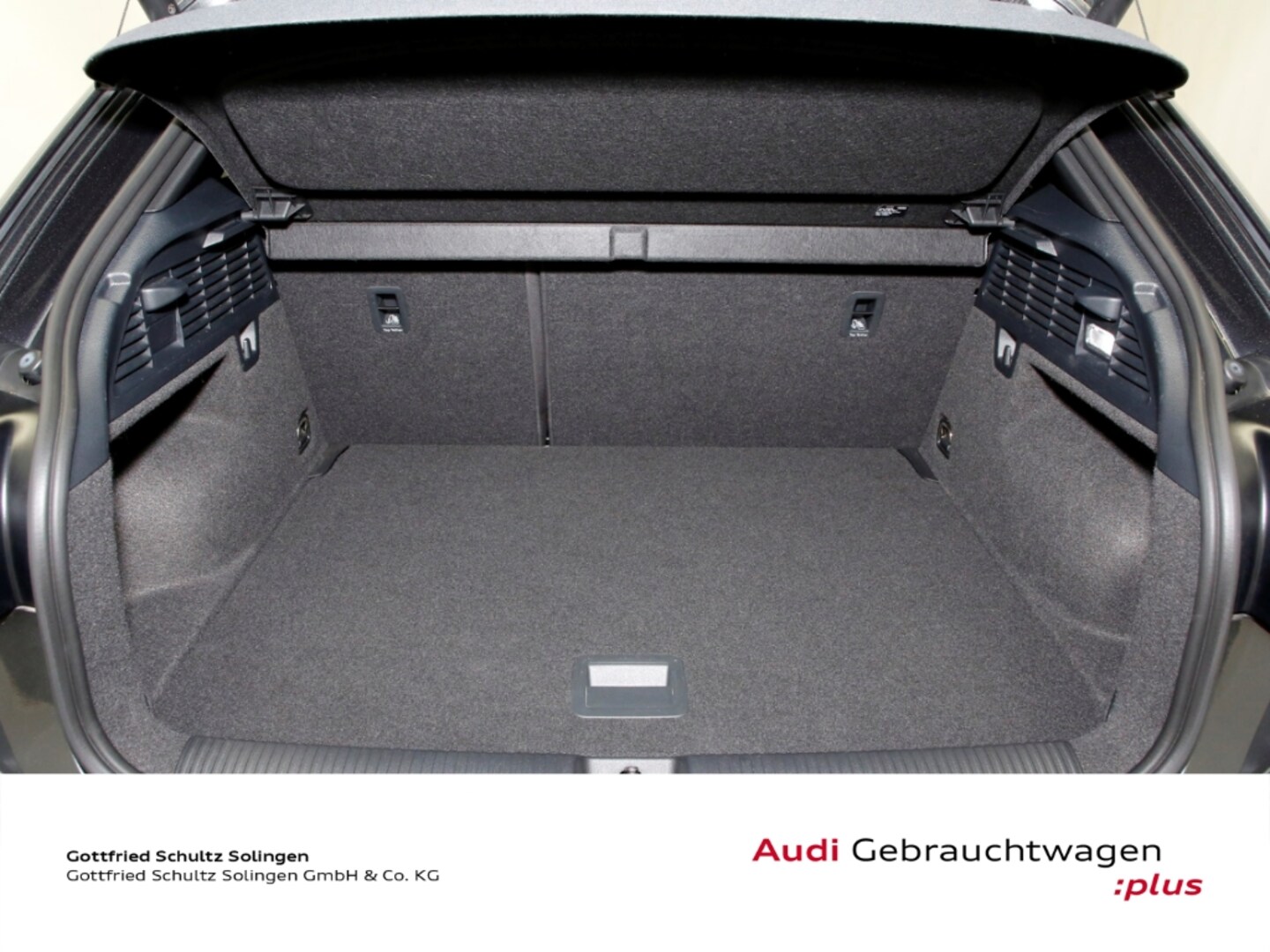 Bild über Audi Q2 S line 35 TFSI S tronic - für weitere Informationen kontaktieren Sie den Audi Partner