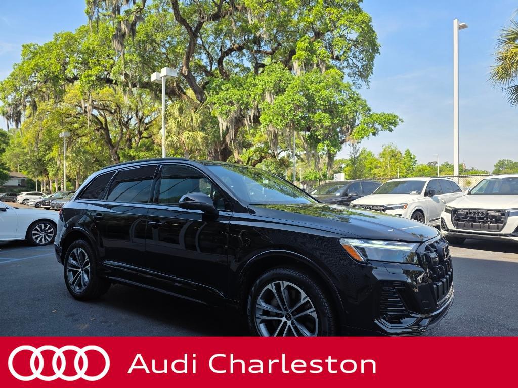 2026 Audi Q7 45 Premium quattro Tiptronic's photo