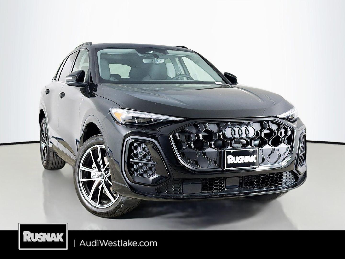 2026 Audi Q5 Premium Plus quattro's photo