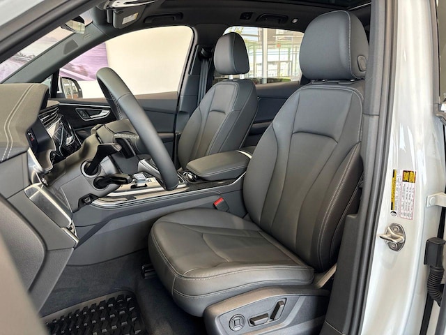 2026 Audi Q7 Premium Plus - Photo 16