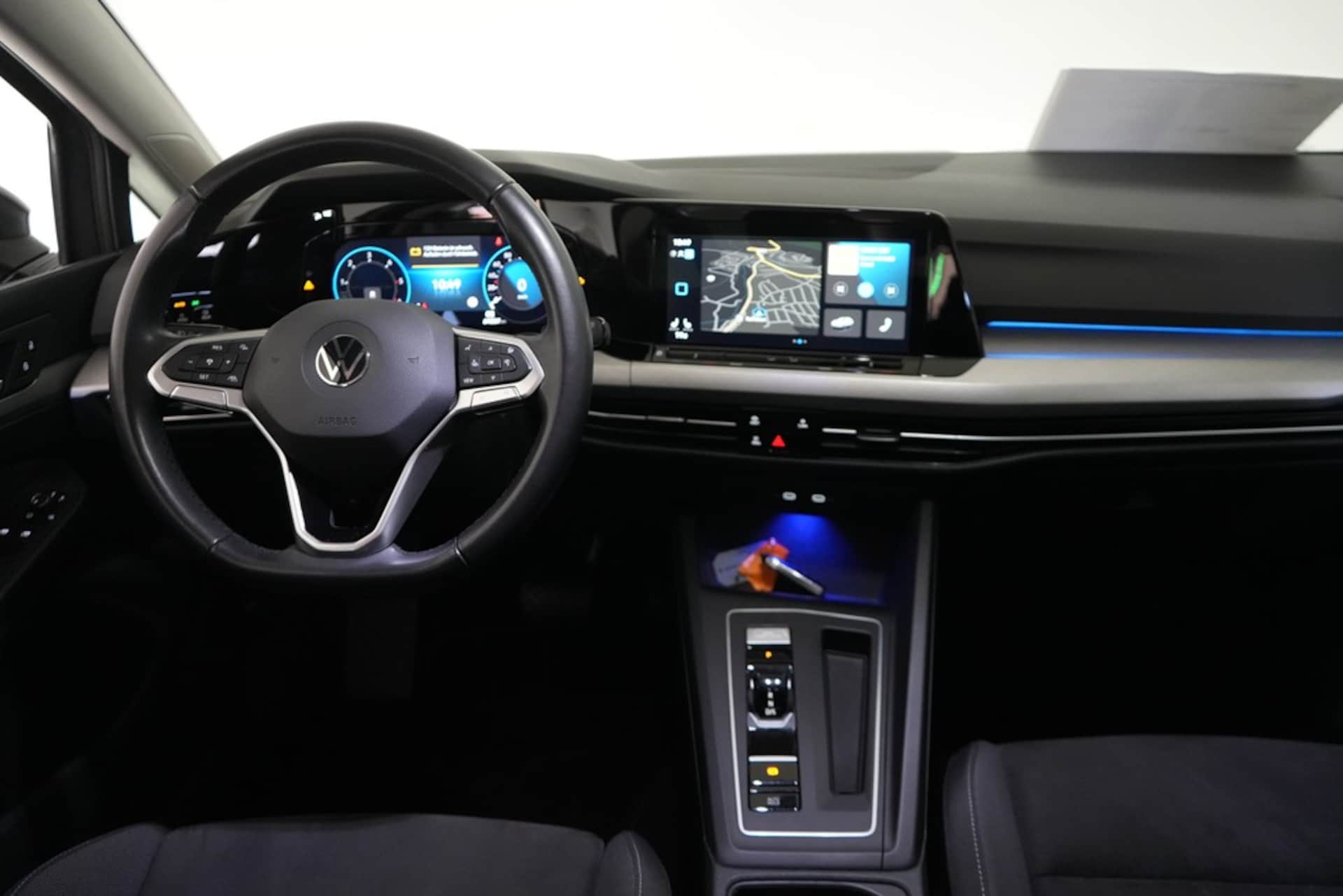 Volkswagen Golf Variant Life