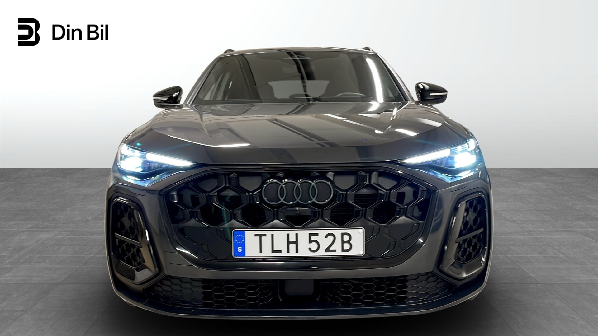 Bild som visar&nbsp;Audi Q5 SUV&nbsp;Q5 SUV TDI quattro S line 150 kWS tronic - för mer information kontakta din Audi Partner