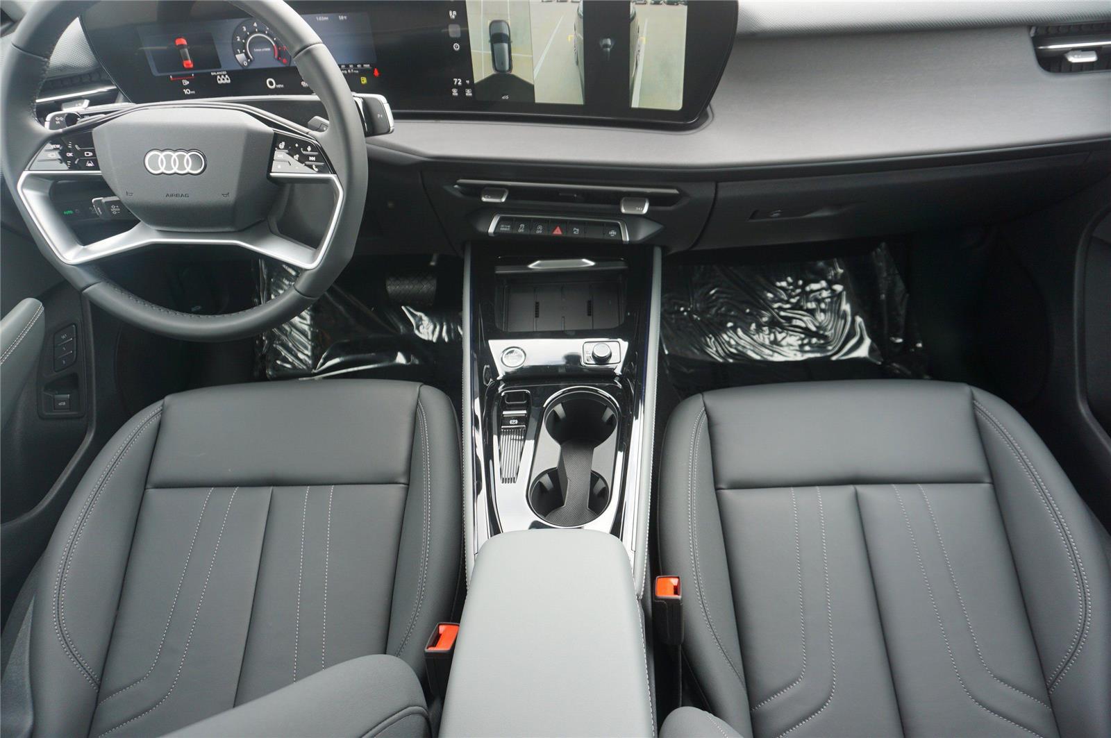 2026 Audi Q3 Base - Photo 17