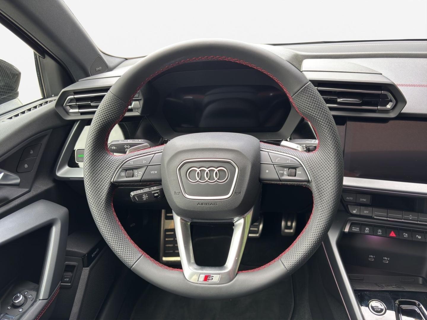 Bild über Audi A3 Sportback TFSI 110 kW S tronic - für weitere Informationen kontaktieren Sie den Audi Partner
