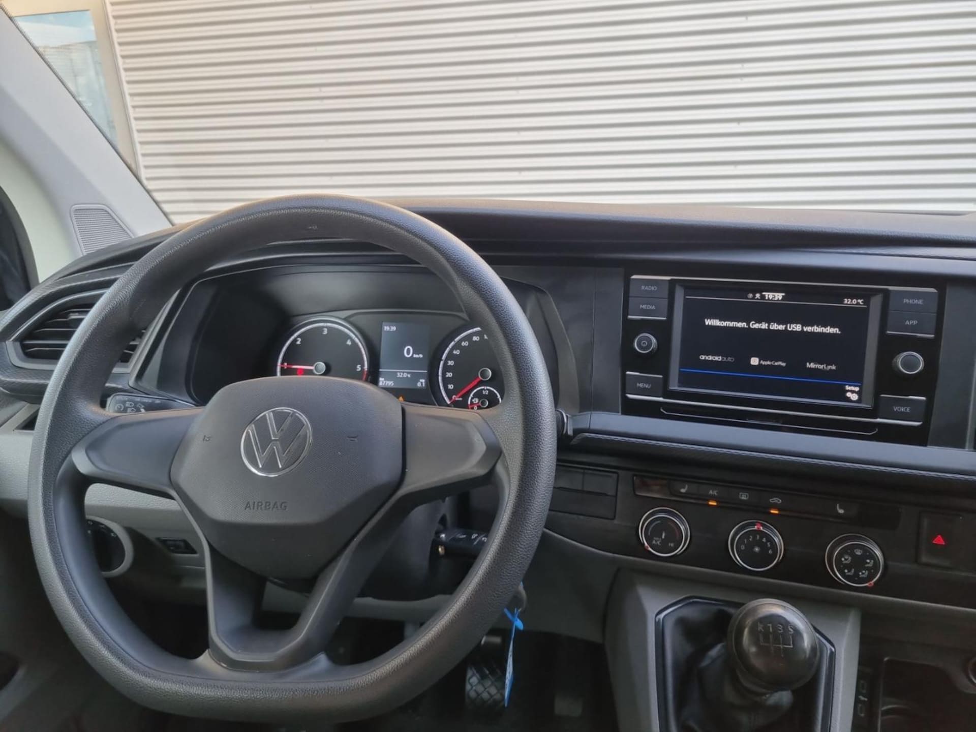 Volkswagen T6.1 Transporter Kombi kurzer Radstand
