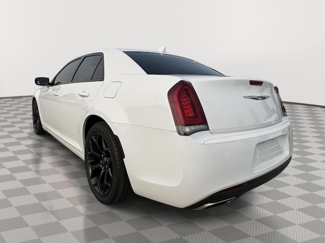 2019 Chrysler 300