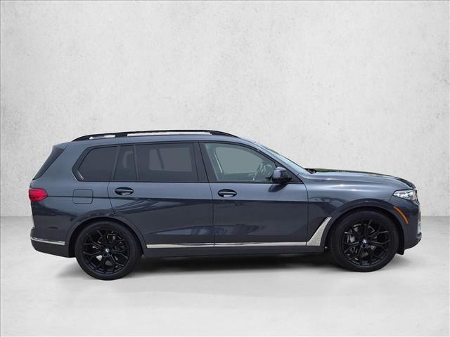 2022 BMW X7