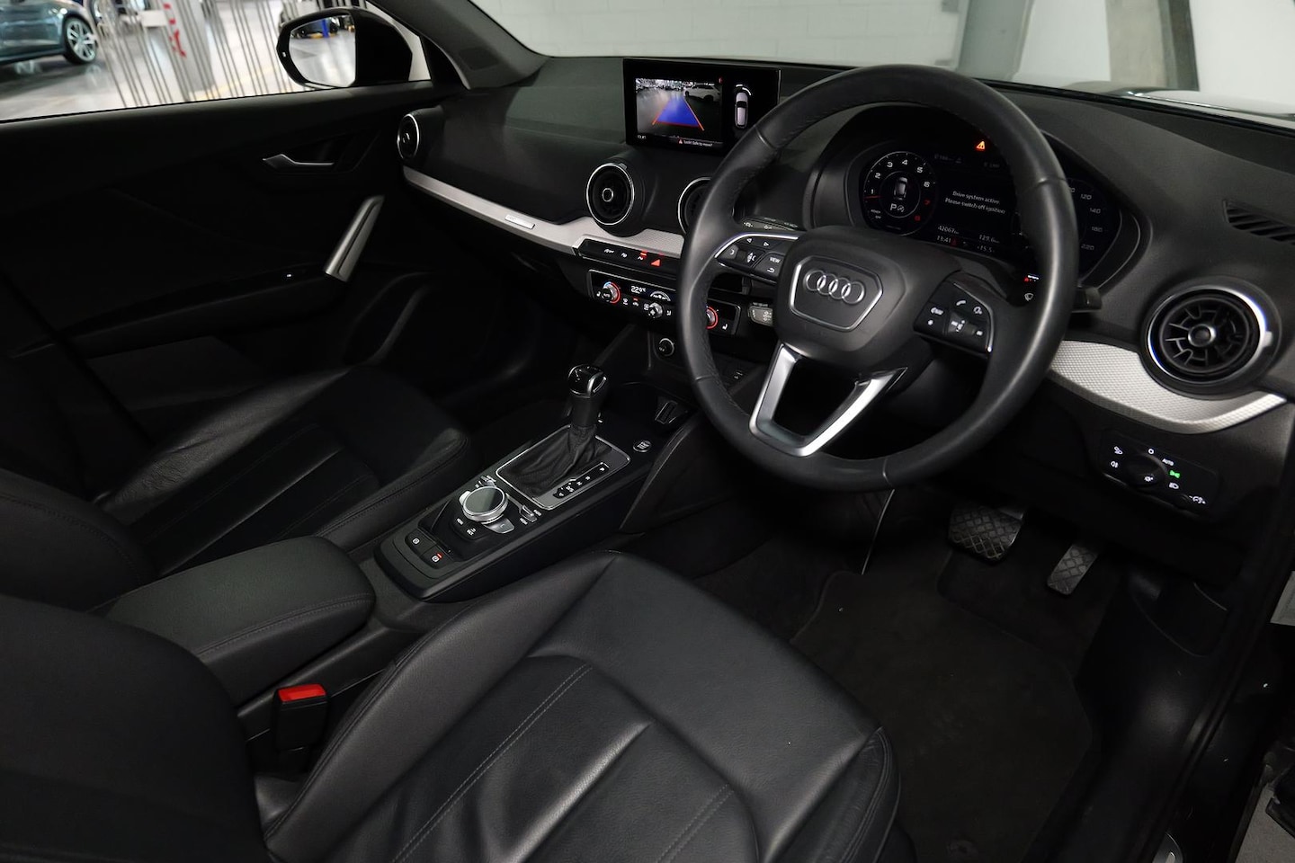 Image about Audi Q2 35 TFSI S tronic