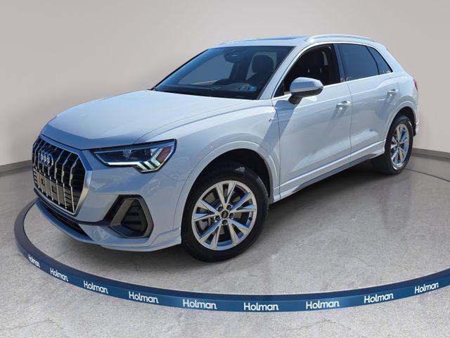 2025 Audi Q3 45 TFSI S Line Premium quattro's photo