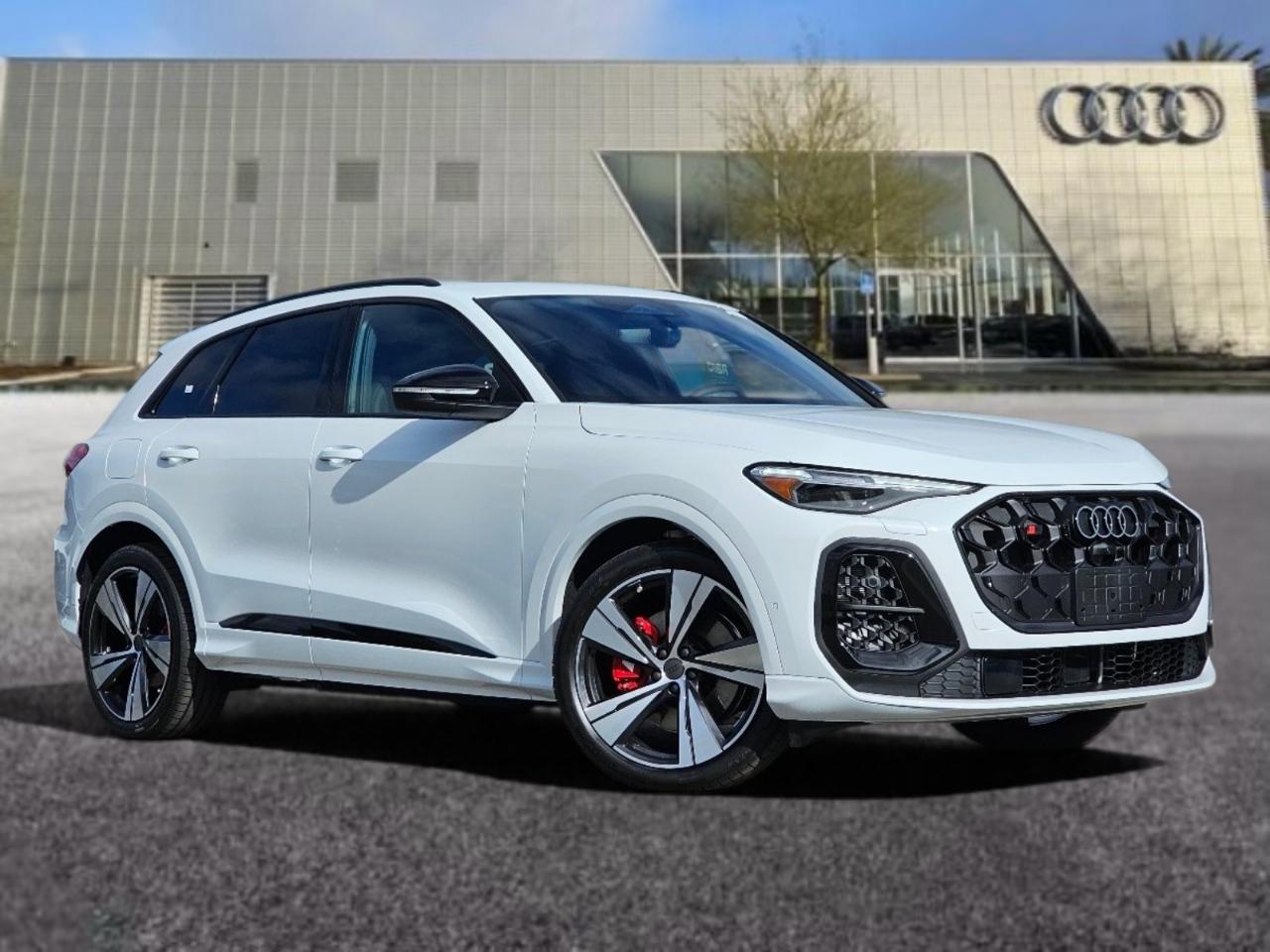 2026 Audi SQ5 Premium Plus quattro's photo
