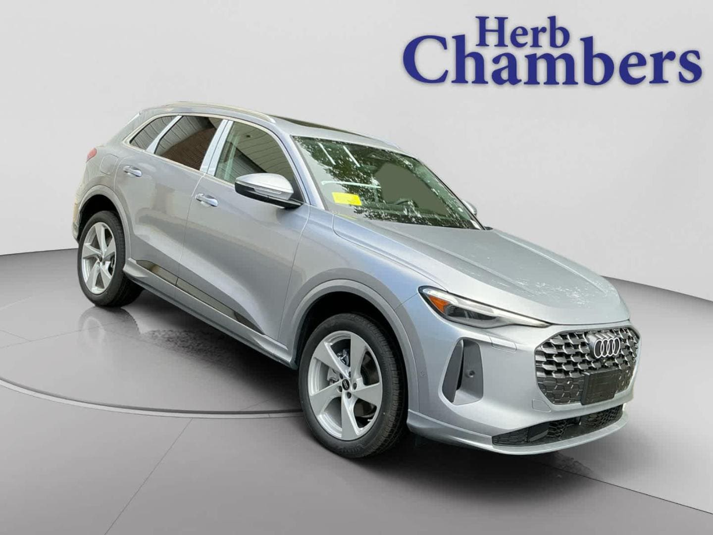 2026 Audi Q5 Premium Plus quattro's photo
