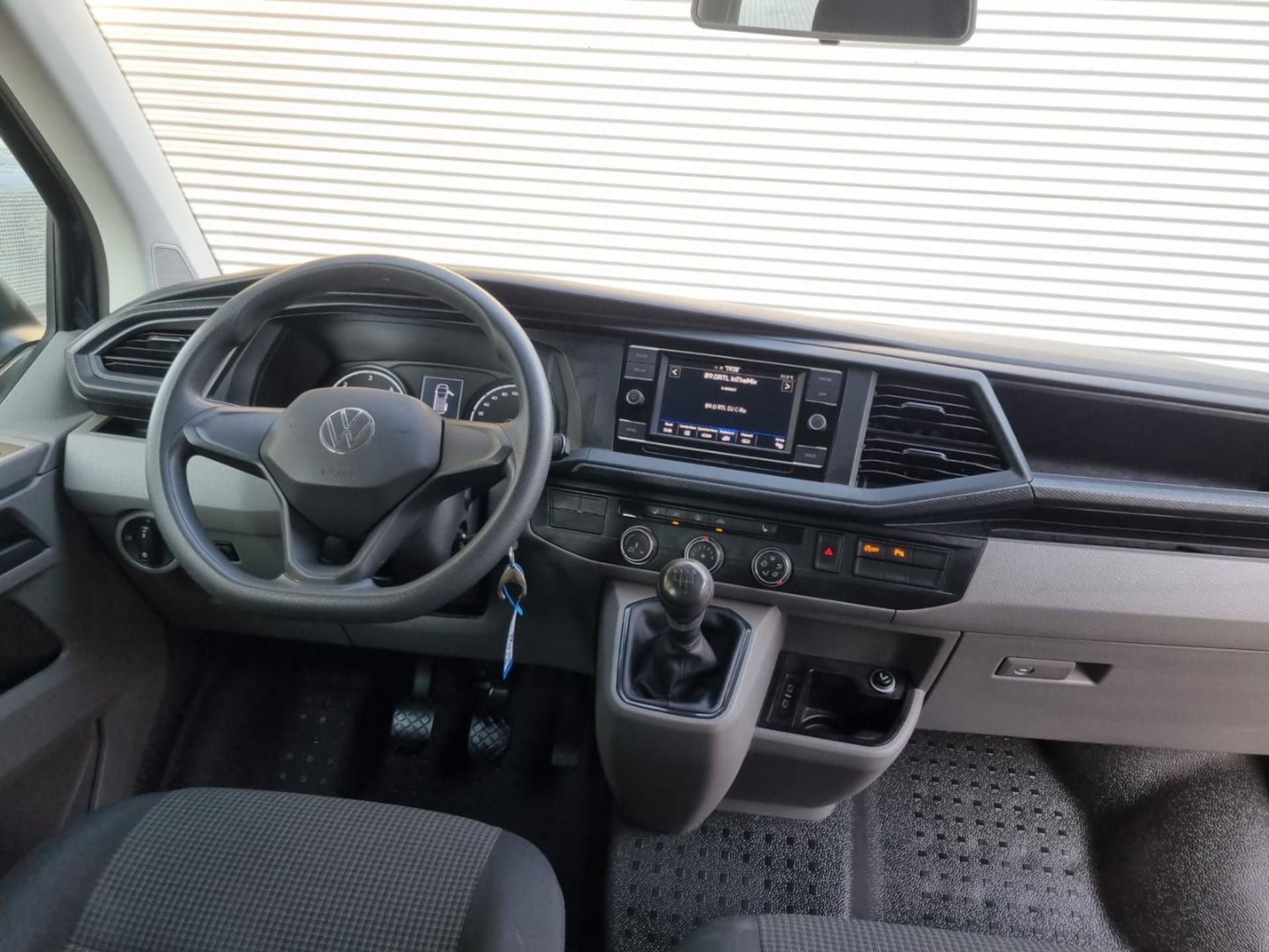 Volkswagen T6.1 Transporter Kombi kurzer Radstand