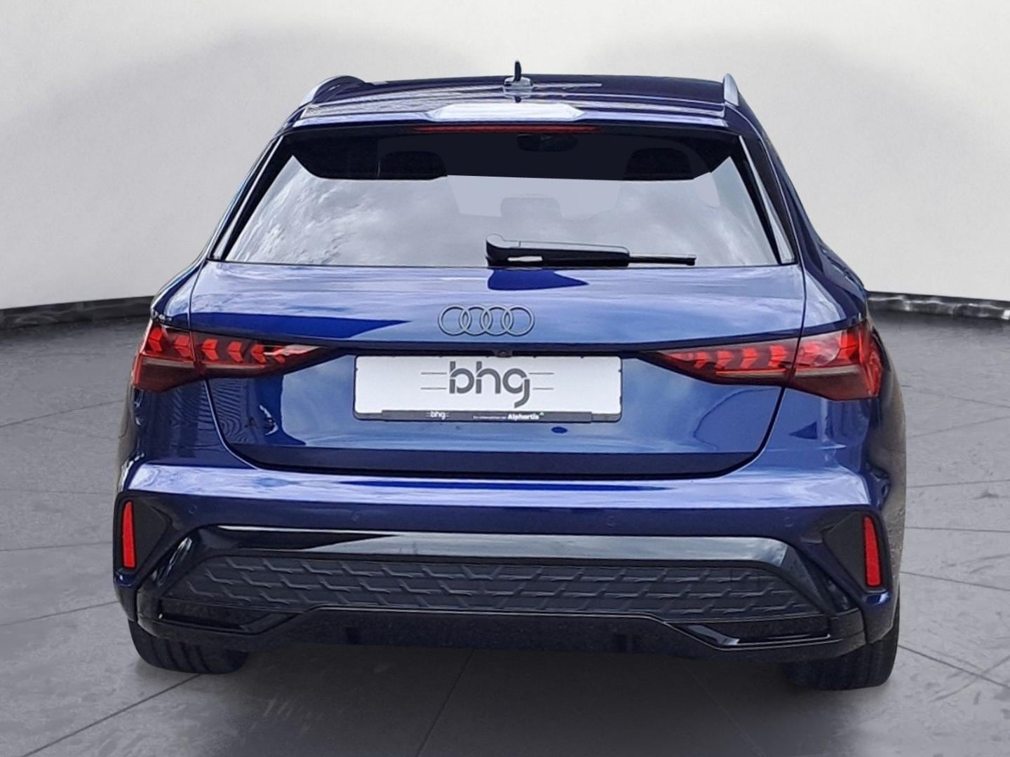 Bild über Audi A3 Sportback S line 35 TFSI S tronic - für weitere Informationen kontaktieren Sie den Audi Partner