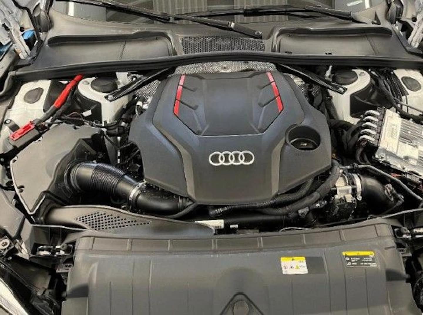 Bild über Audi S5 Cabriolet TFSI quattro tiptronic - für weitere Informationen kontaktieren Sie den Audi Partner