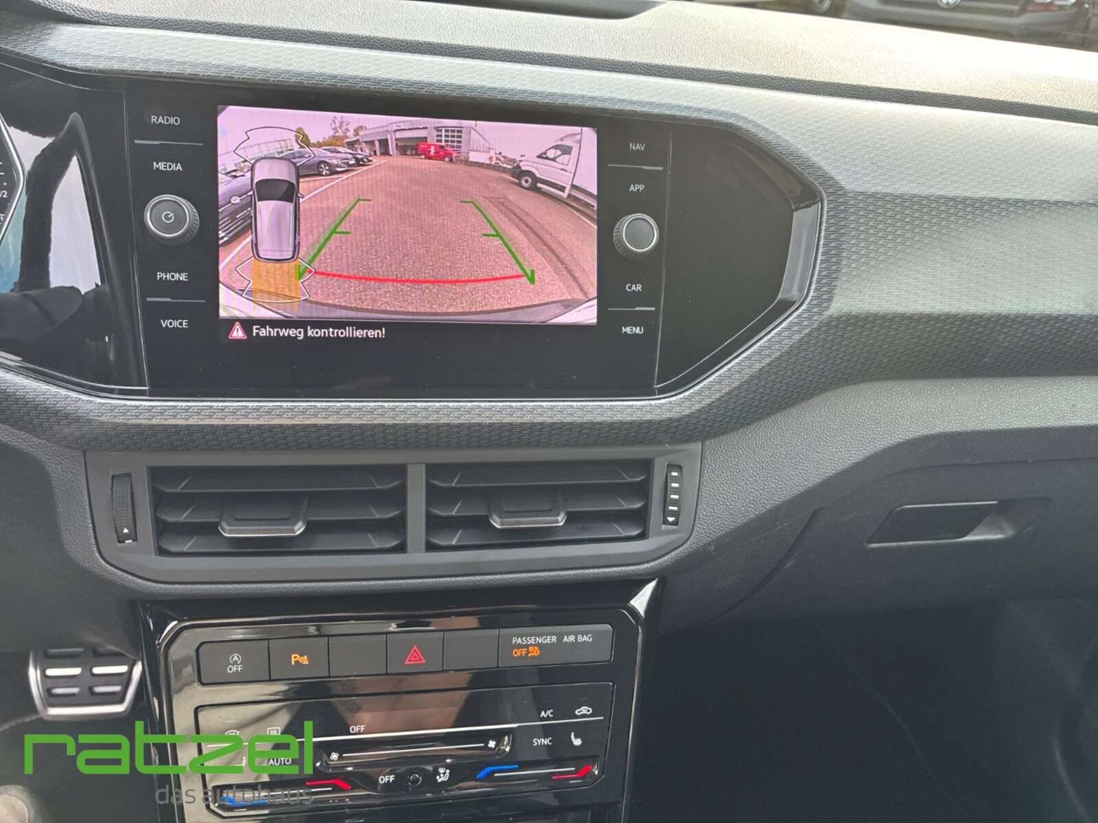 Volkswagen T-Cross – Bild 10