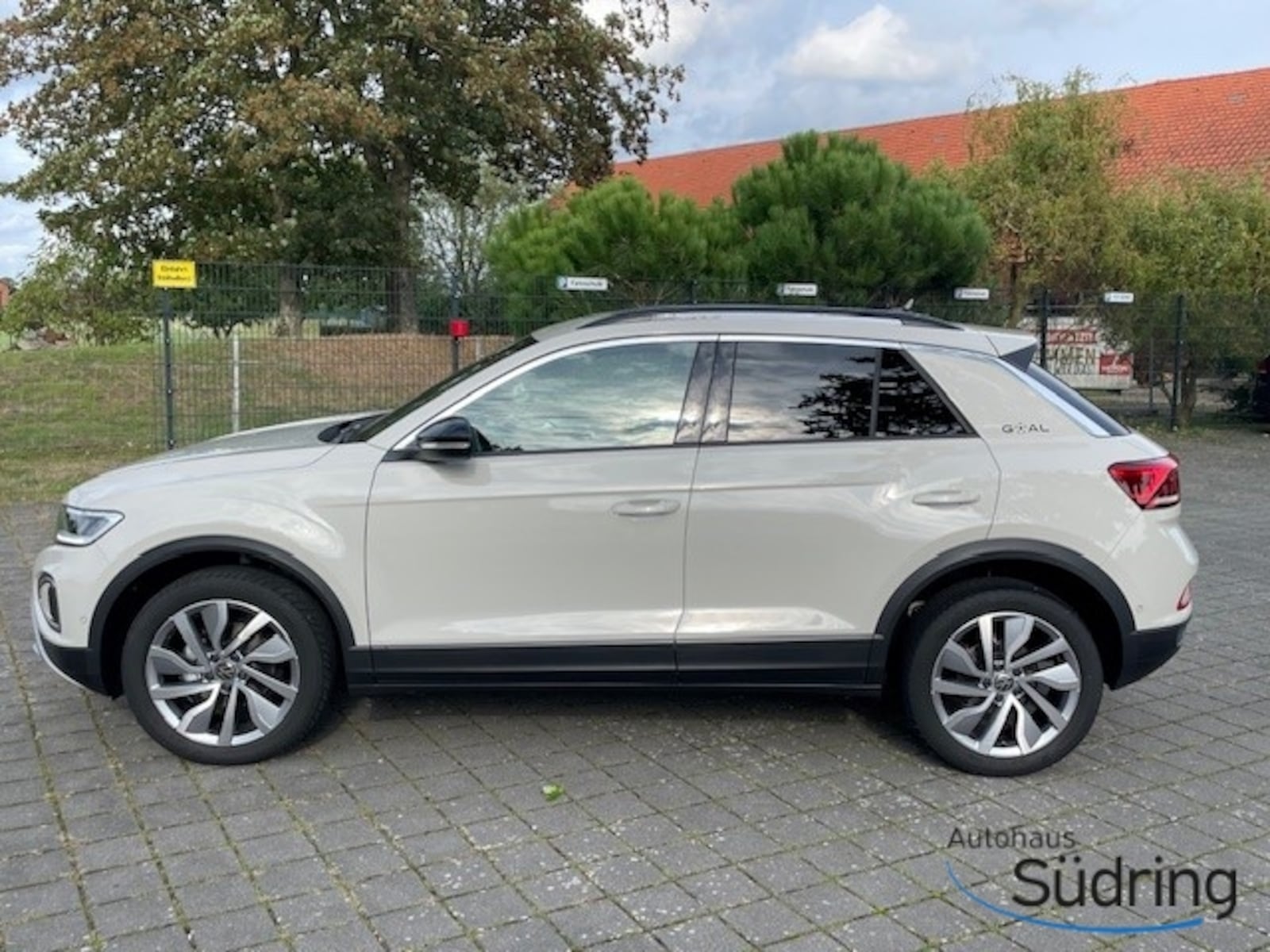 Volkswagen T-Roc – Bild 2