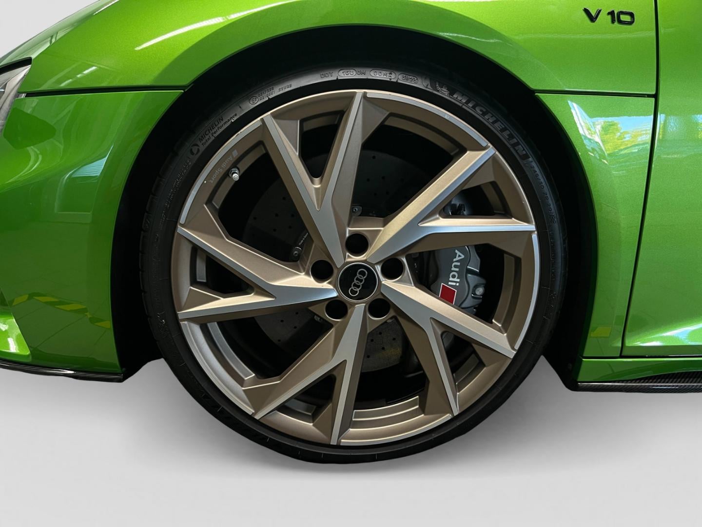 Bild über Audi R8 Spyder FSI quattro S tronic - für weitere Informationen kontaktieren Sie den Audi Partner