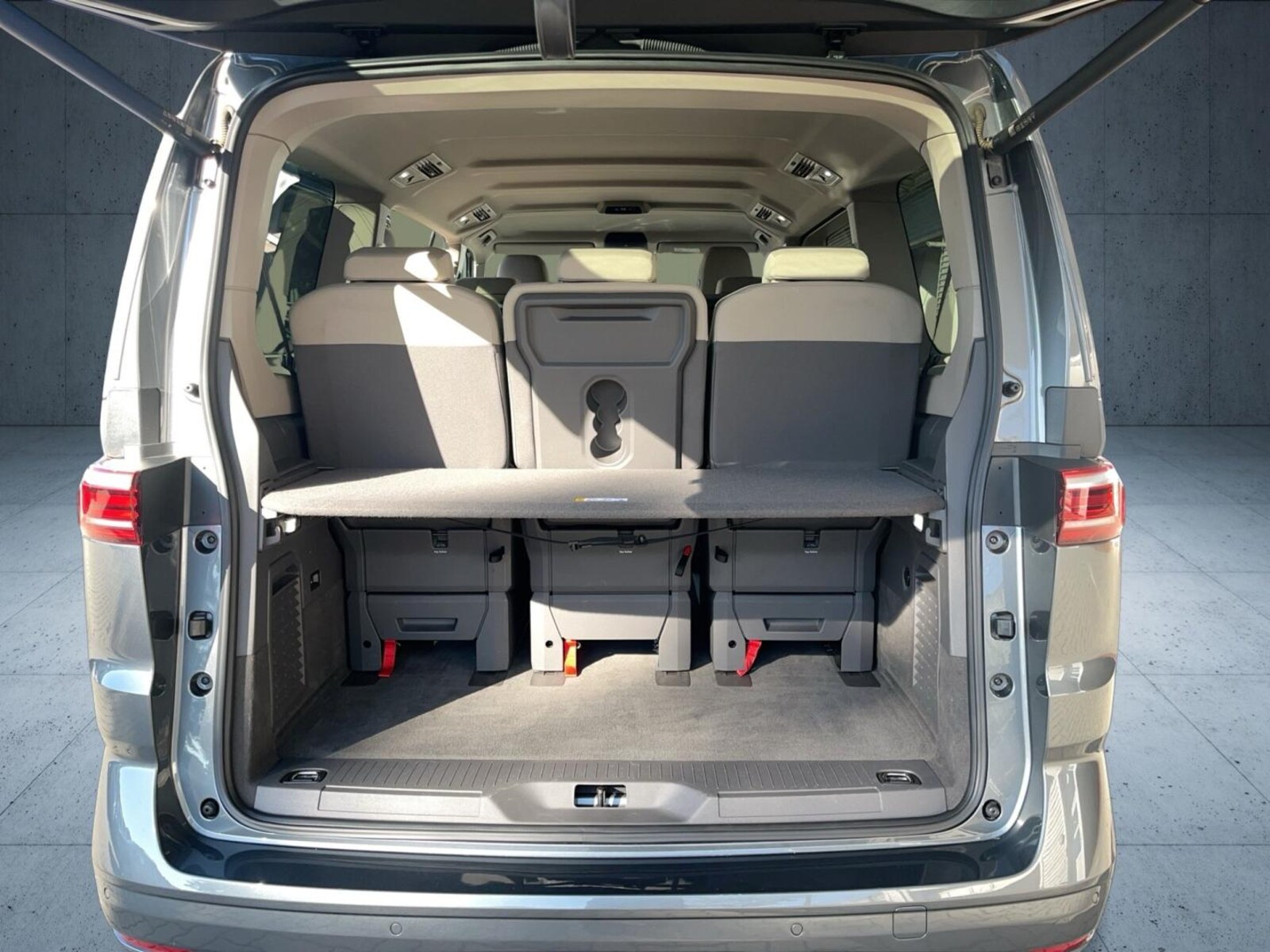 Volkswagen Multivan Langversion – Bild 15