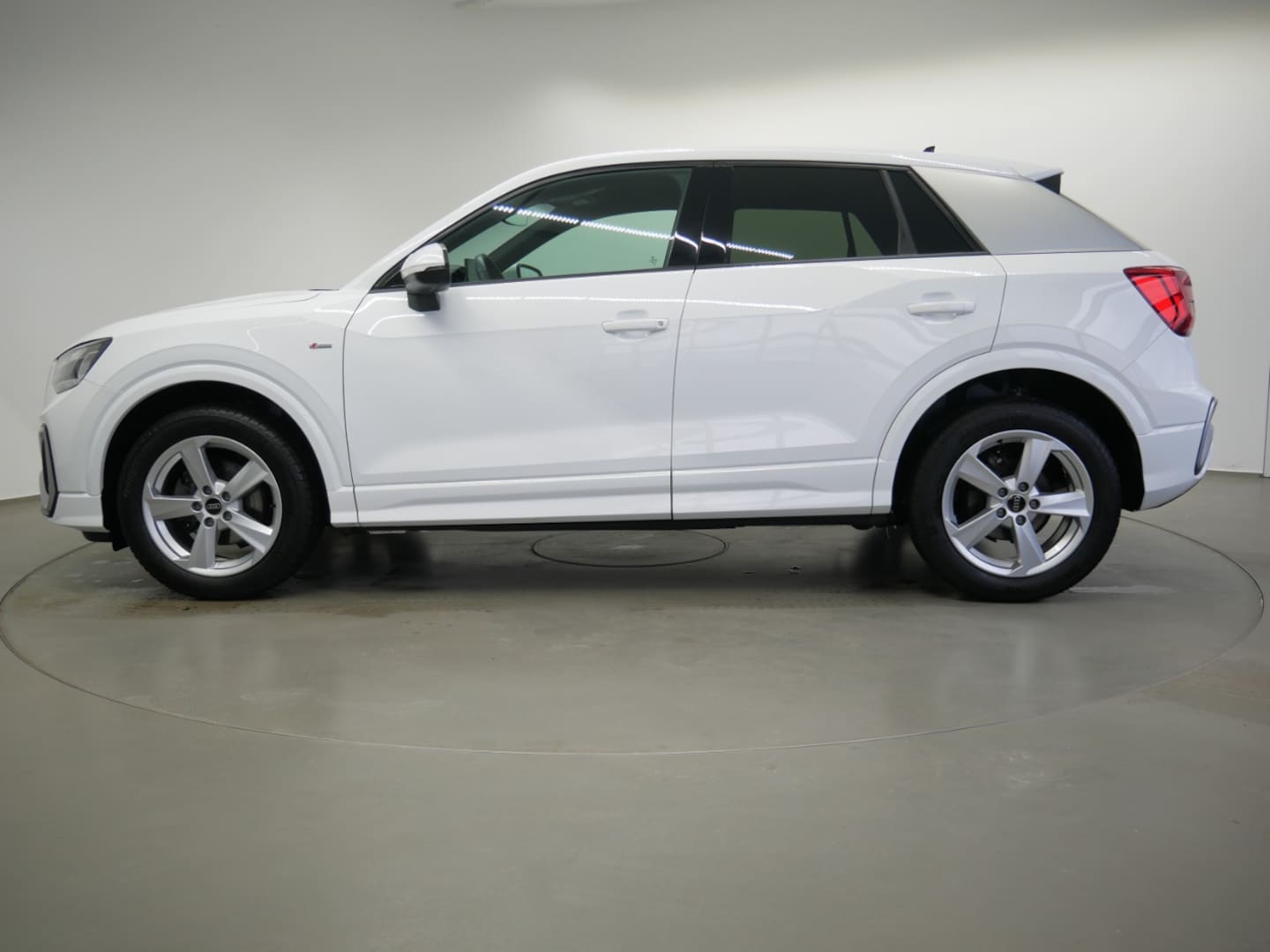 Bild über Audi Q2 S line 35 TFSI S tronic - für weitere Informationen kontaktieren Sie den Audi Partner